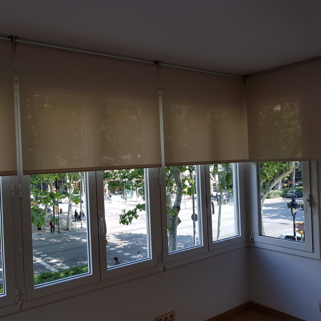 cortinas enrollables de alta calidad